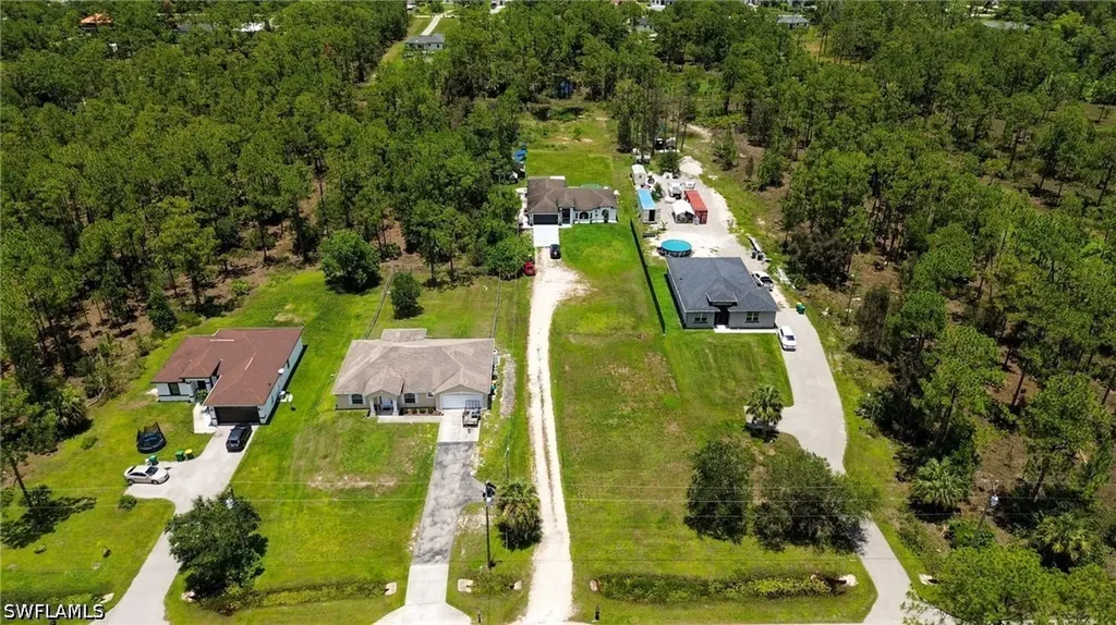 4335 45th Avenue NE Naples FL 34120