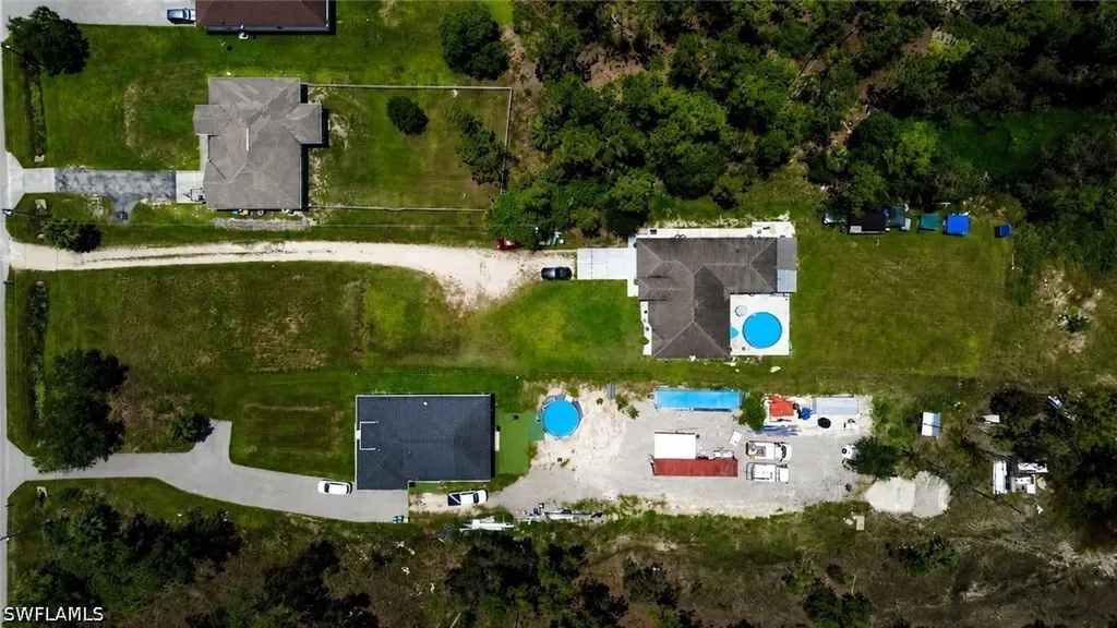 4335 45th Avenue NE Naples FL 34120