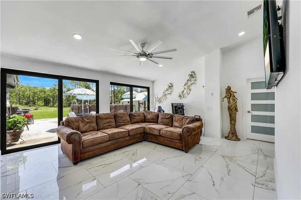 4335 45th Avenue NE Naples FL 34120