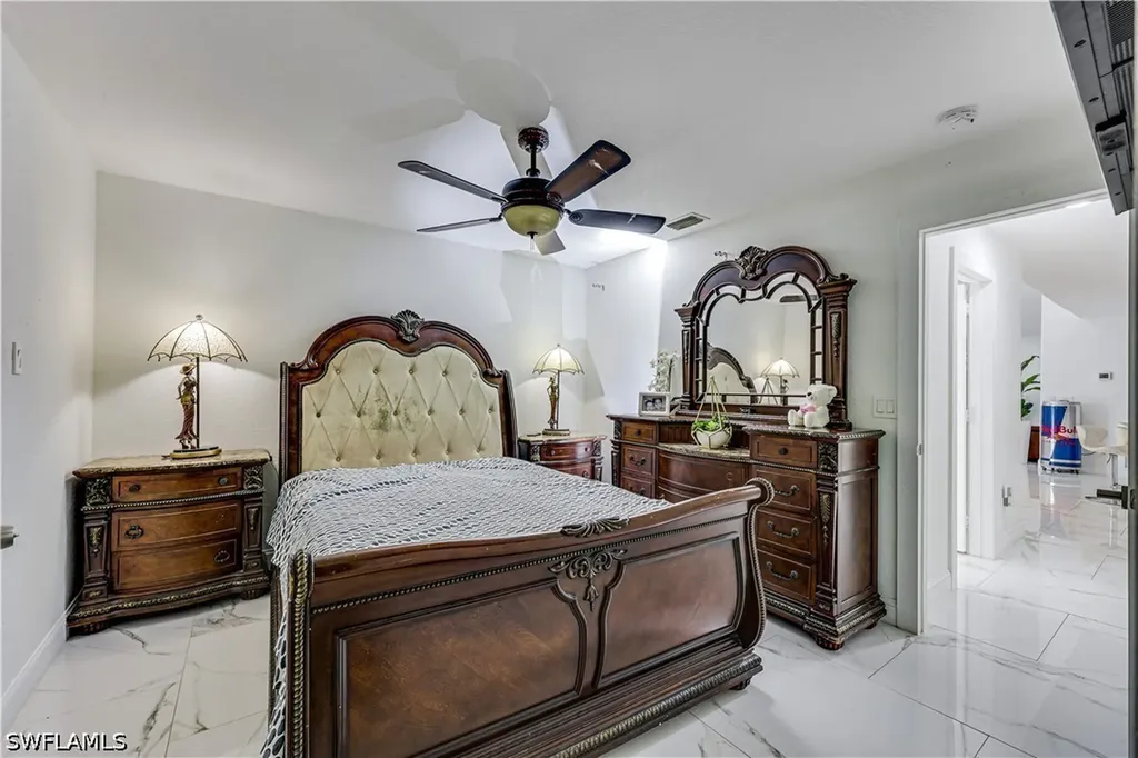 4335 45th Avenue NE Naples FL 34120