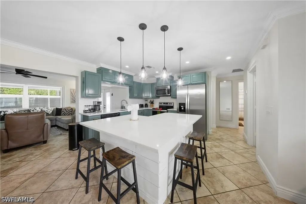 2473 Poinciana Street Naples FL 34105