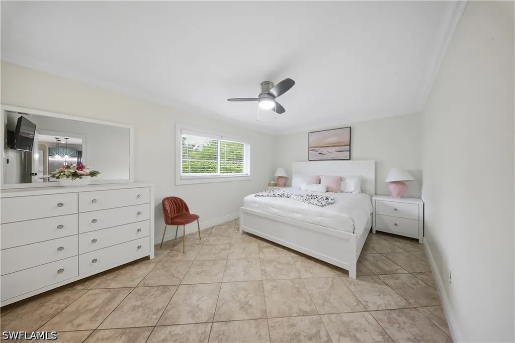 2473 Poinciana Street Naples FL 34105