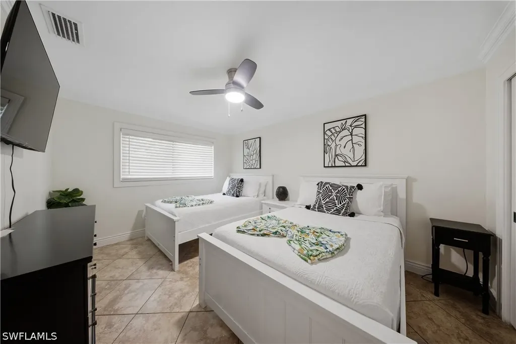2473 Poinciana Street Naples FL 34105