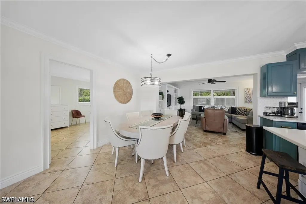 2473 Poinciana Street Naples FL 34105