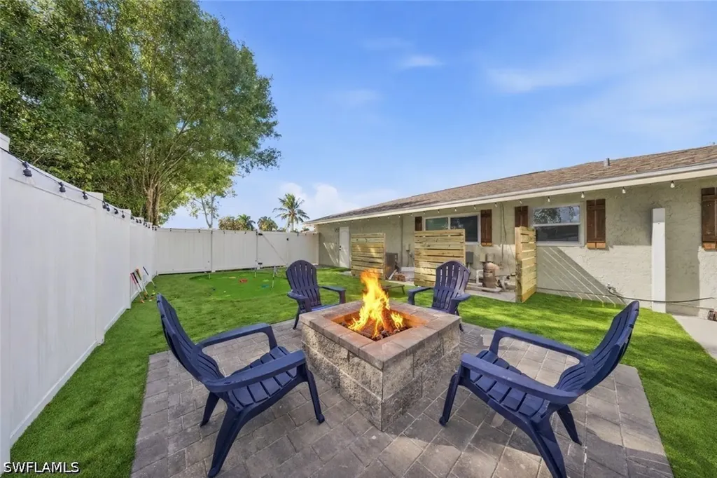 2473 Poinciana Street Naples FL 34105