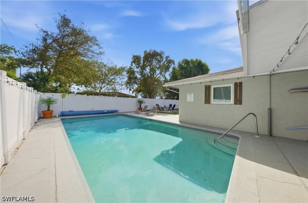 2473 Poinciana Street Naples FL 34105