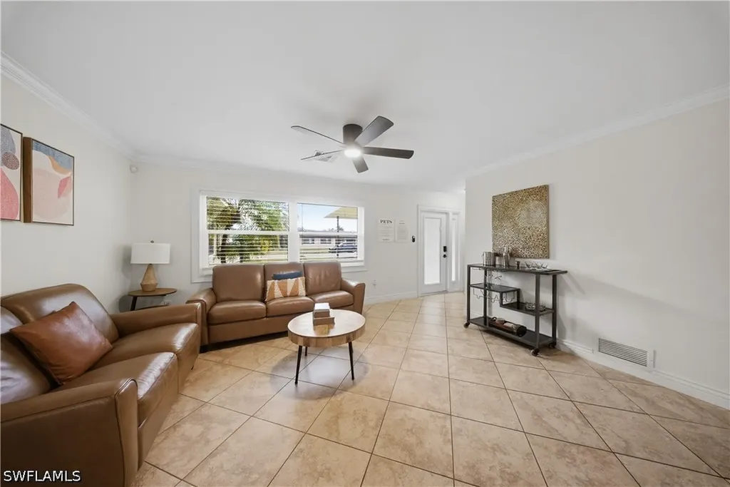 2473 Poinciana Street Naples FL 34105