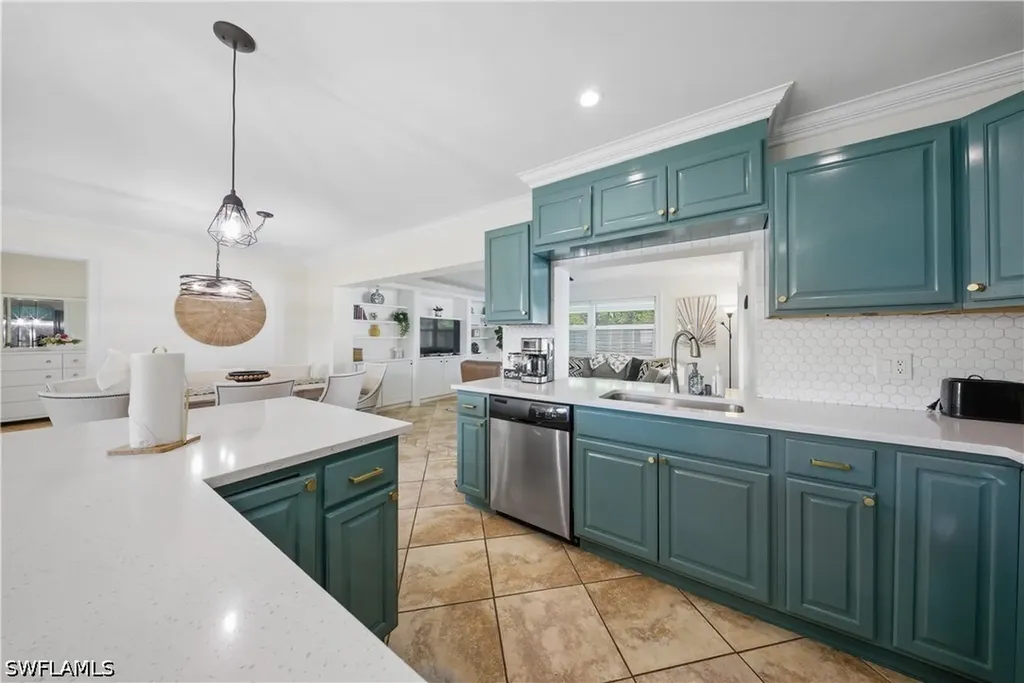 2473 Poinciana Street Naples FL 34105