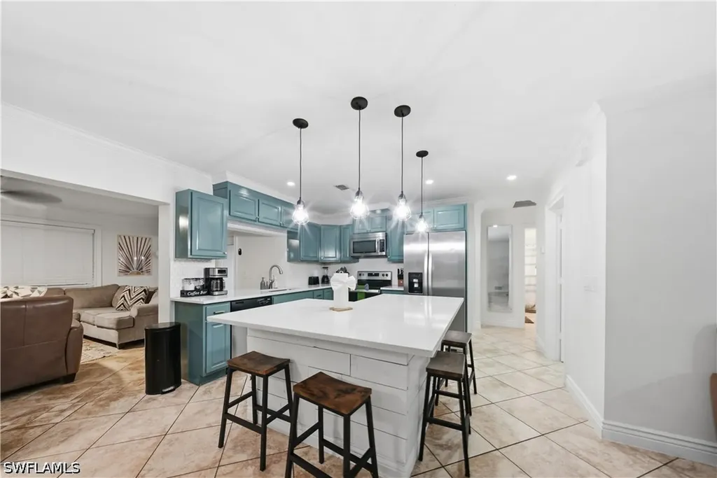 2473 Poinciana Street Naples FL 34105