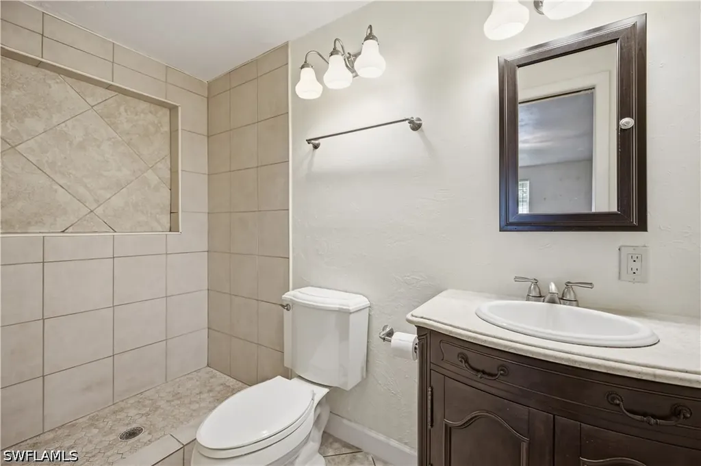 2249 Ephraim Avenue Fort Myers FL 33907