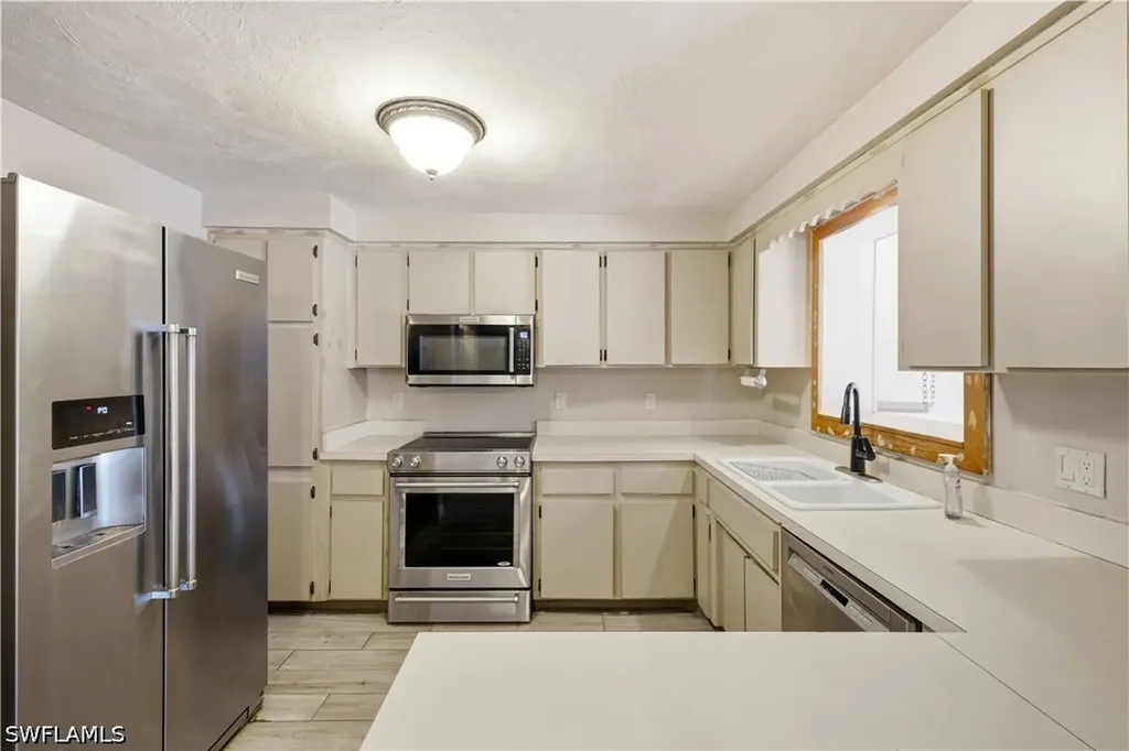 2249 Ephraim Avenue Fort Myers FL 33907