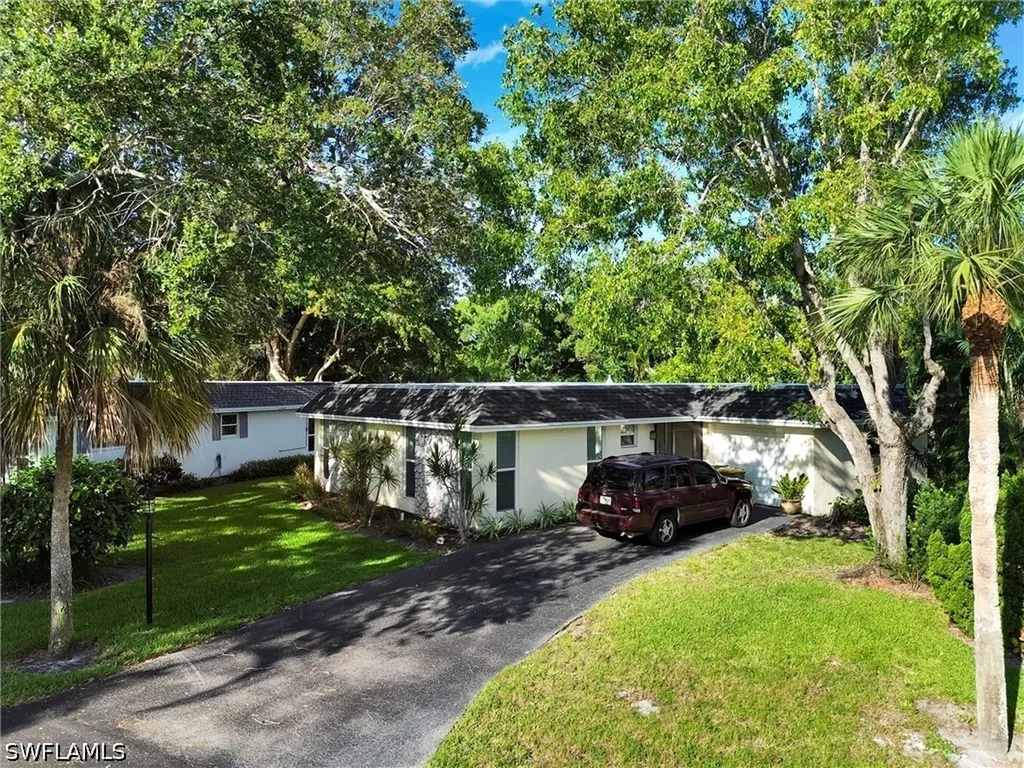 205 Georgetown Boulevard Naples FL 34112