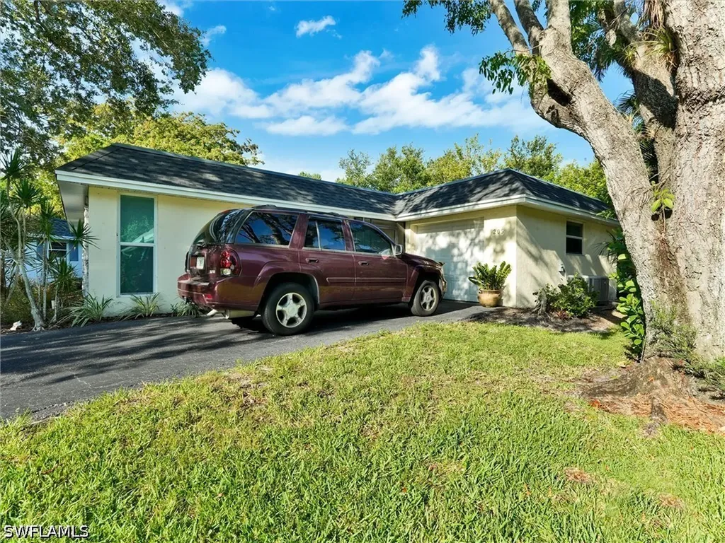 205 Georgetown Boulevard Naples FL 34112