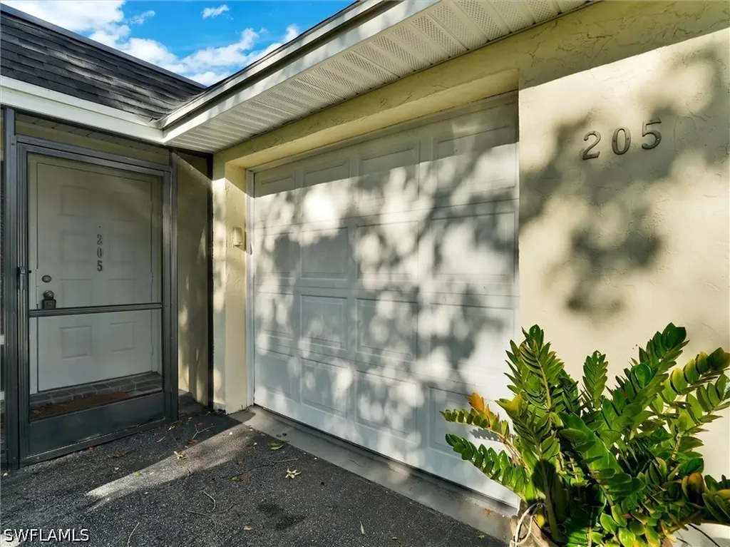 205 Georgetown Boulevard Naples FL 34112
