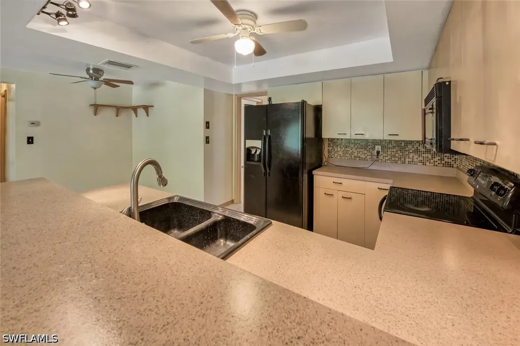 29 Caribbean Road Naples FL 34108