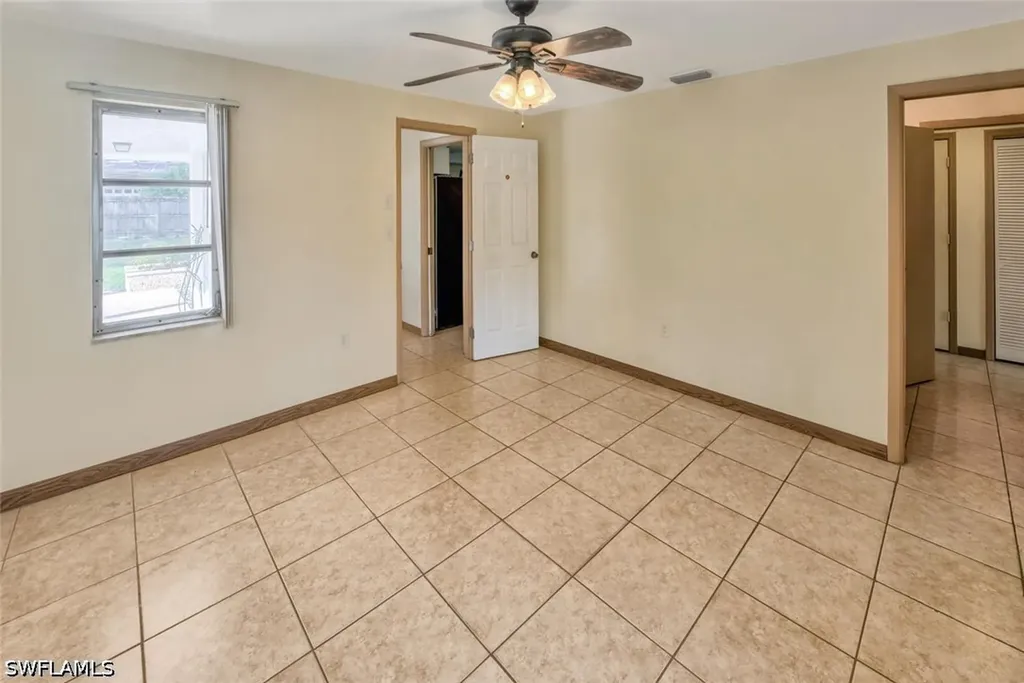 29 Caribbean Road Naples FL 34108