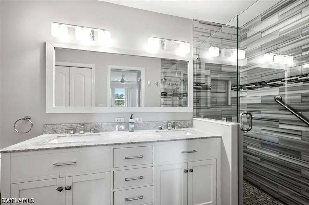 7625 Arbor Lakes Court Naples FL 34112