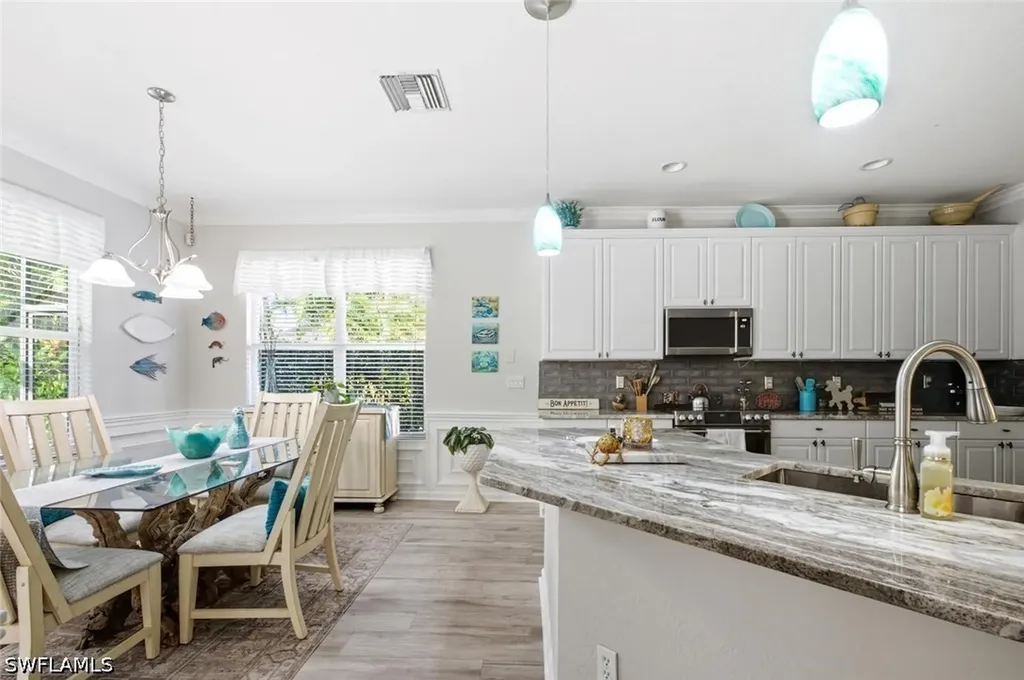 7862 Founders Lane Naples FL 34104