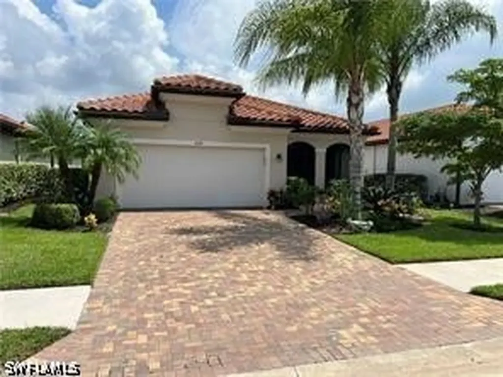 1599 Marton Court Naples FL 34113