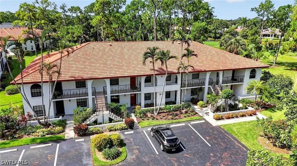 909 Augusta Boulevard Naples FL 34113