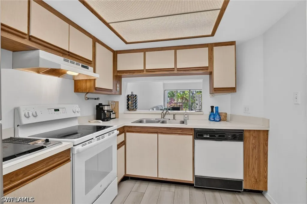 909 Augusta Boulevard Naples FL 34113