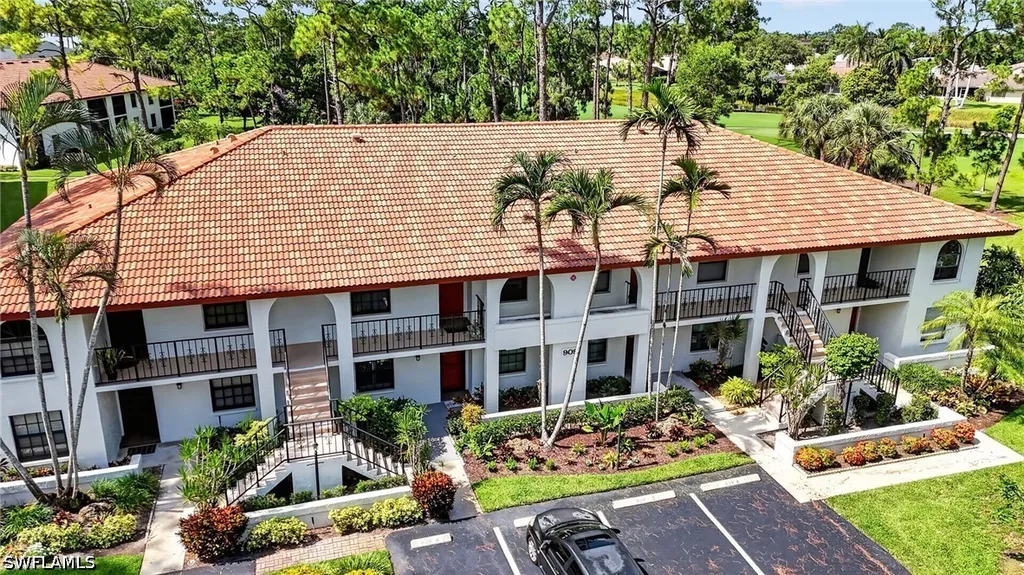 909 Augusta Boulevard Naples FL 34113