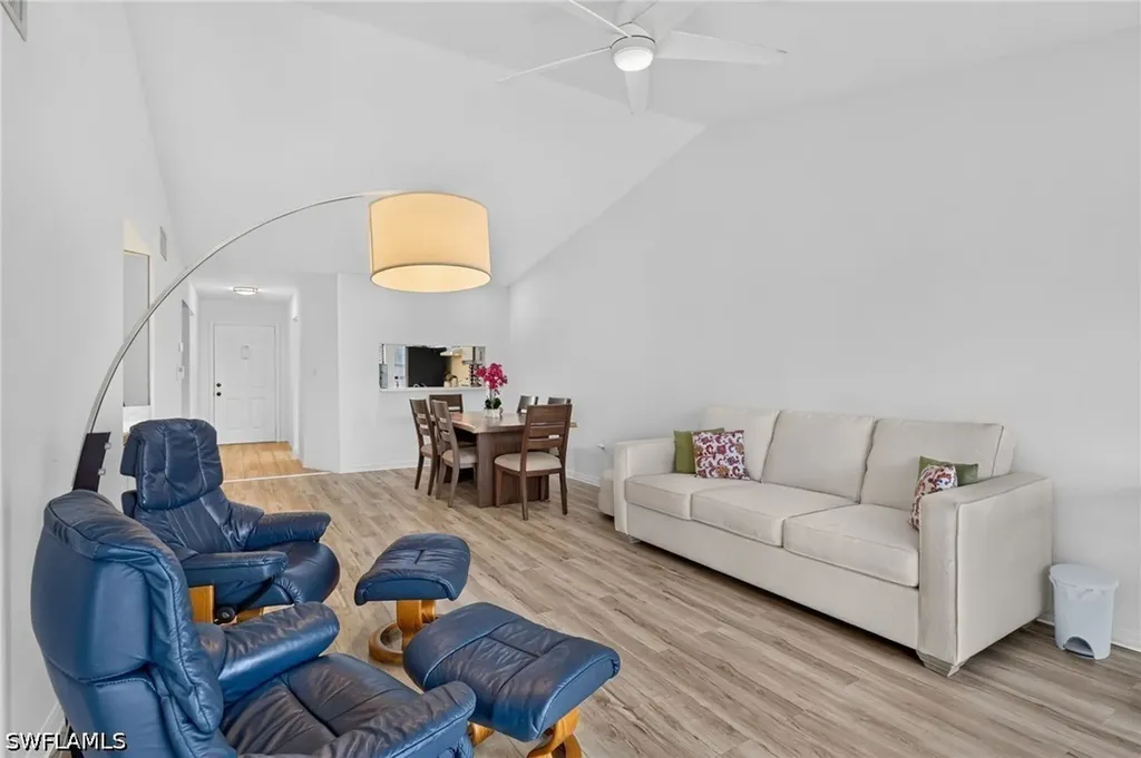 909 Augusta Boulevard Naples FL 34113