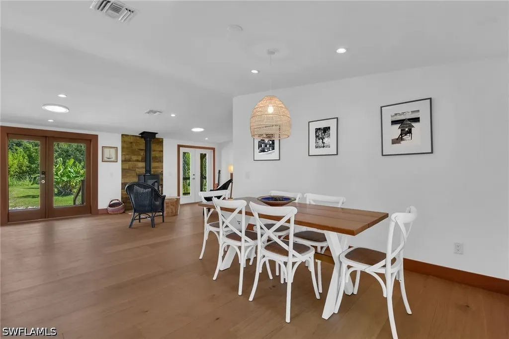 828 Sanctuary Road Naples FL 34120