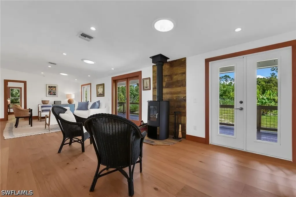 828 Sanctuary Road Naples FL 34120