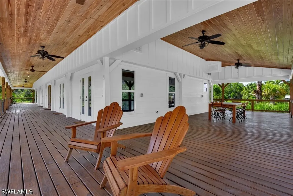 828 Sanctuary Road Naples FL 34120