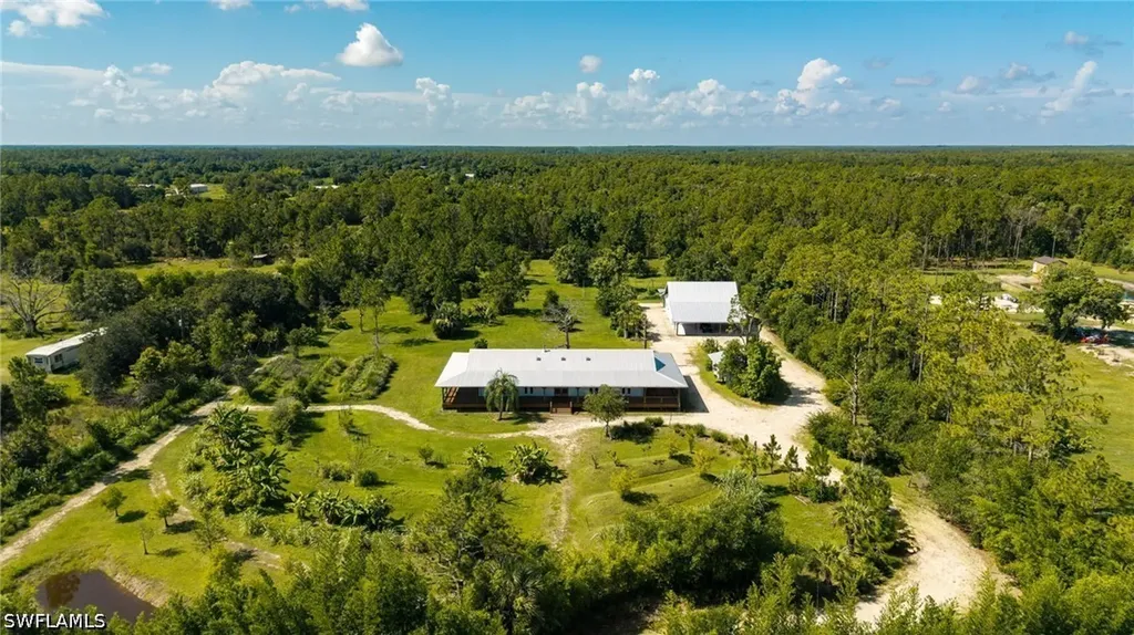 828 Sanctuary Road Naples FL 34120