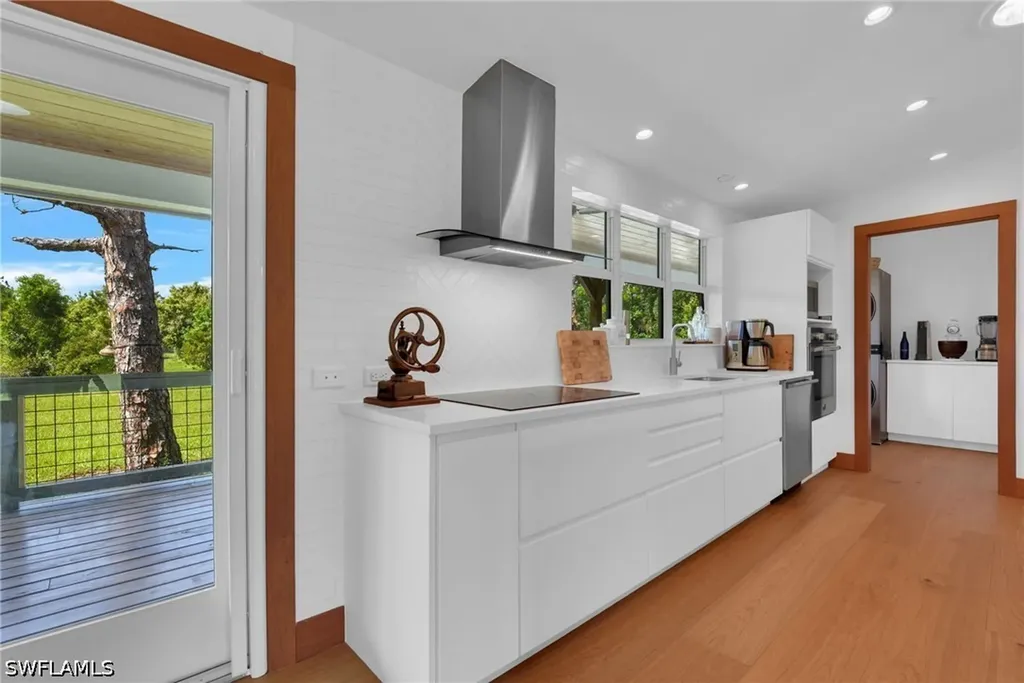 828 Sanctuary Road Naples FL 34120
