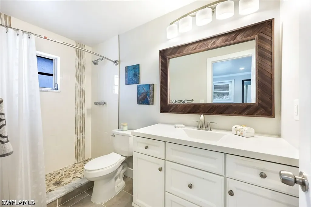 645 101st Avenue N Naples FL 34108