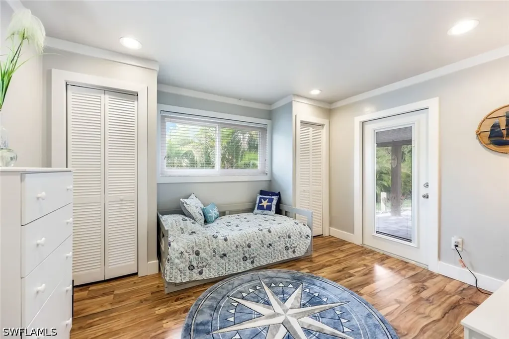 645 101st Avenue N Naples FL 34108