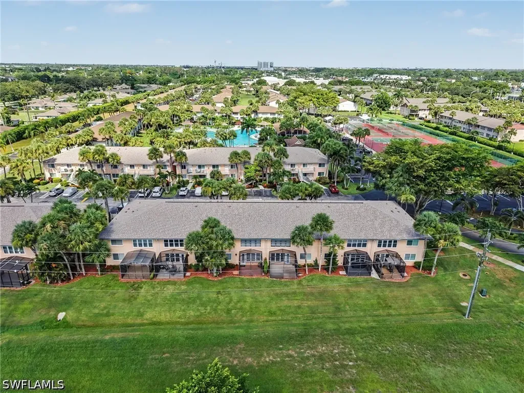 3816 Snowflake Lane Naples FL 34112