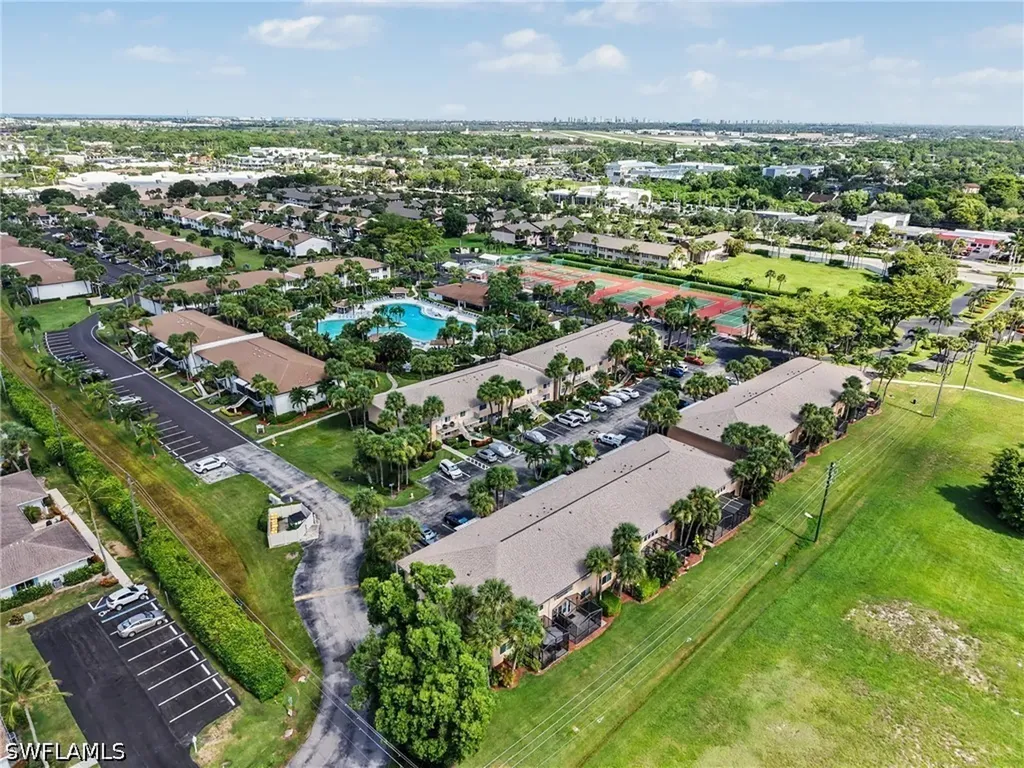 3816 Snowflake Lane Naples FL 34112
