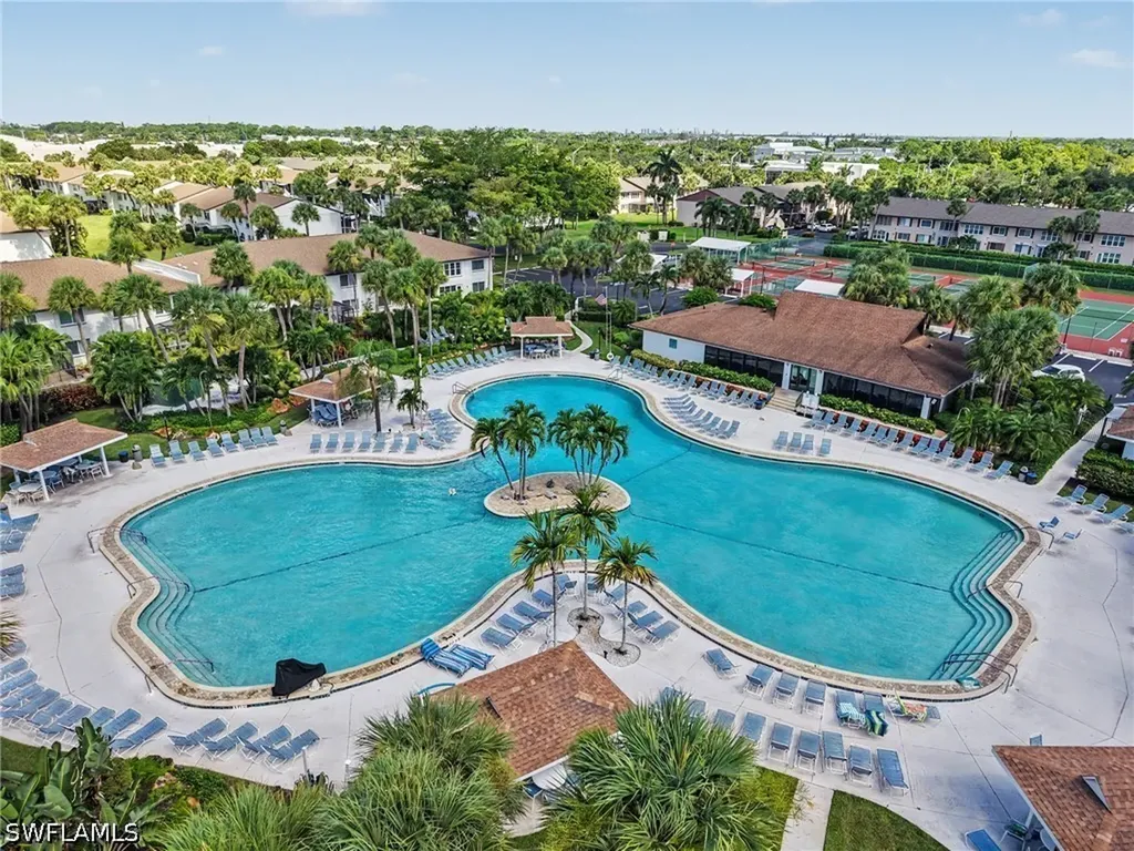3816 Snowflake Lane Naples FL 34112