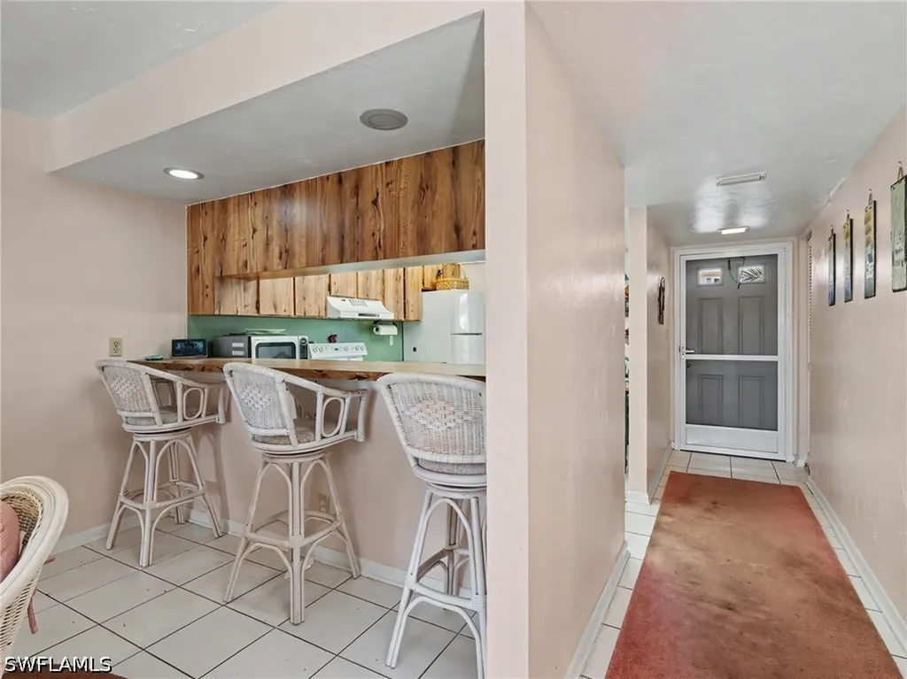 3816 Snowflake Lane Naples FL 34112