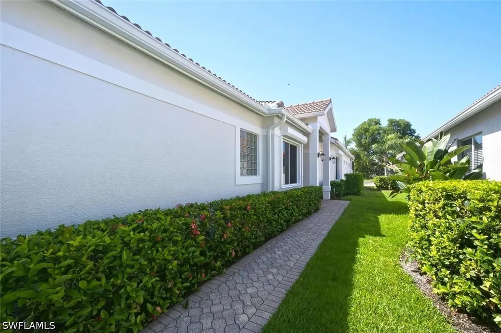 14750 Glen Eden Drive Naples FL 34110