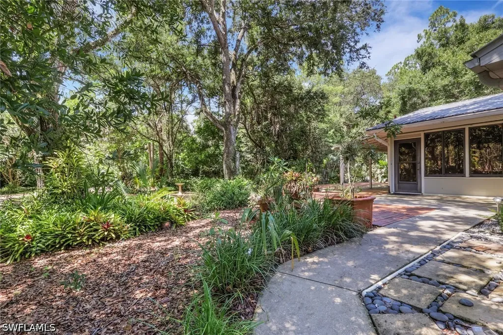 3110 10th Avenue SE Naples FL 34117