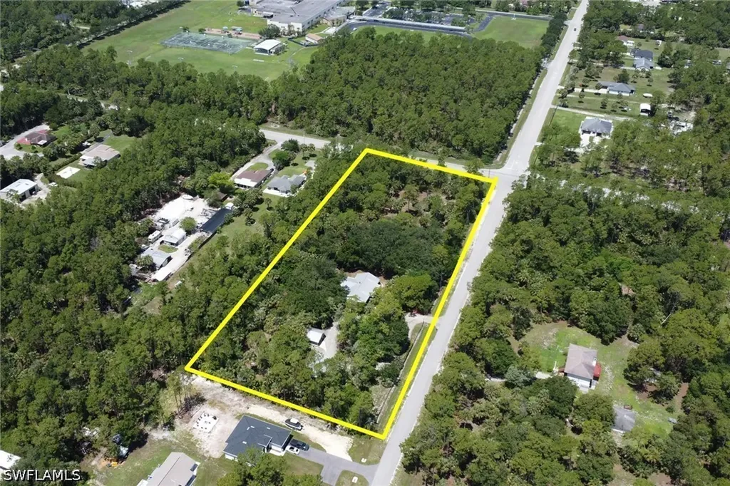 3110 10th Avenue SE Naples FL 34117
