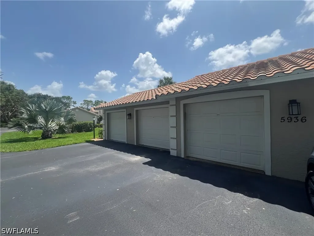 5936 Cranbrook Way Naples FL 34112