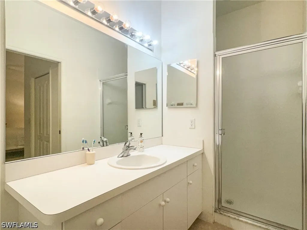 3820 Sawgrass Way Naples FL 34112