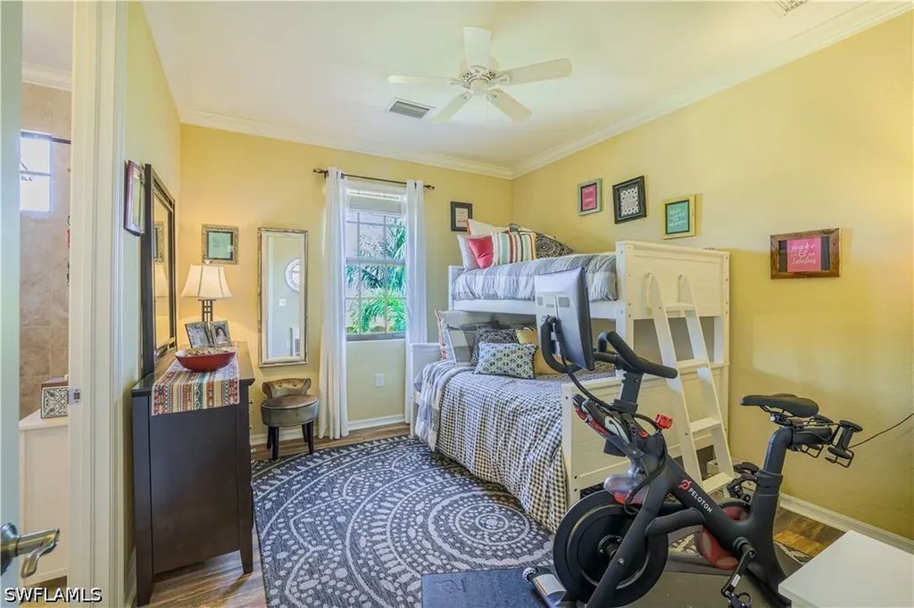 9041 Alturas Street Naples FL 34113