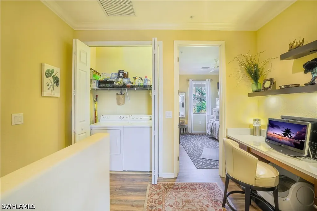 9041 Alturas Street Naples FL 34113