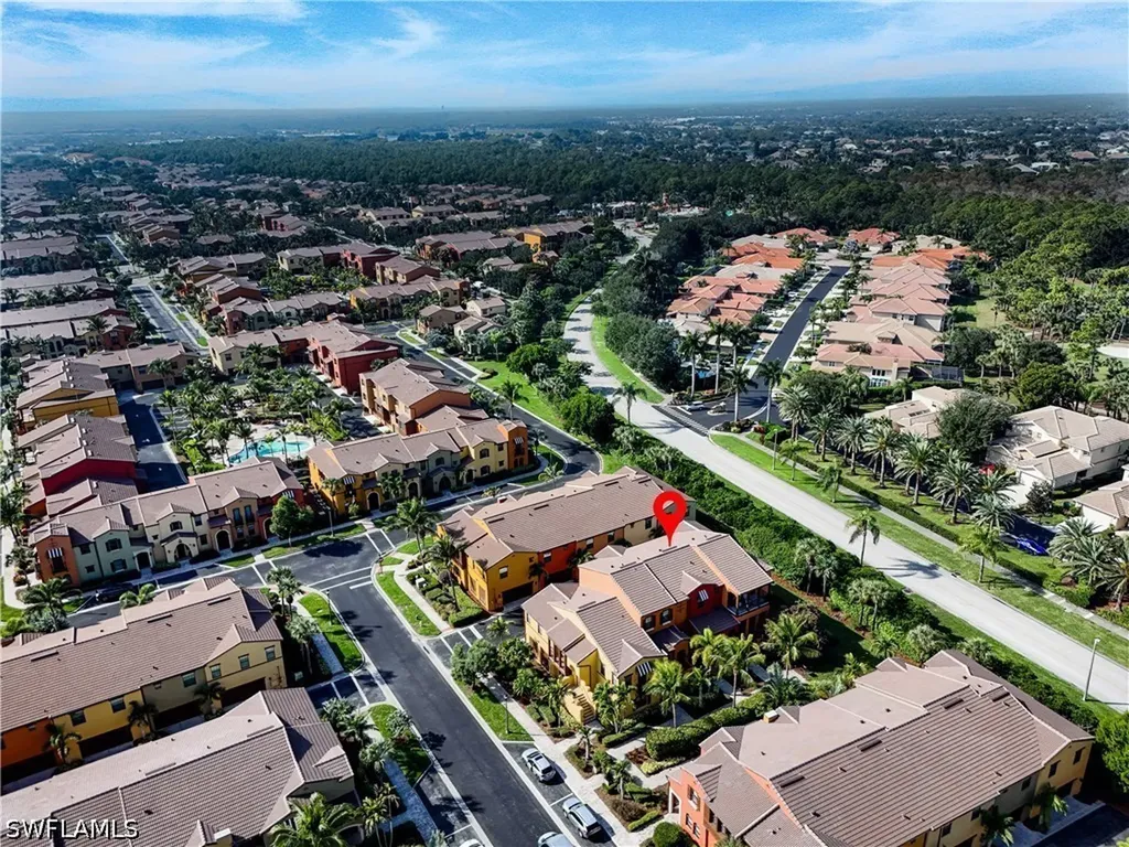 9041 Alturas Street Naples FL 34113