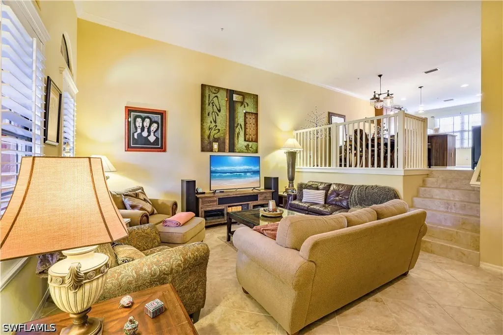 9041 Alturas Street Naples FL 34113