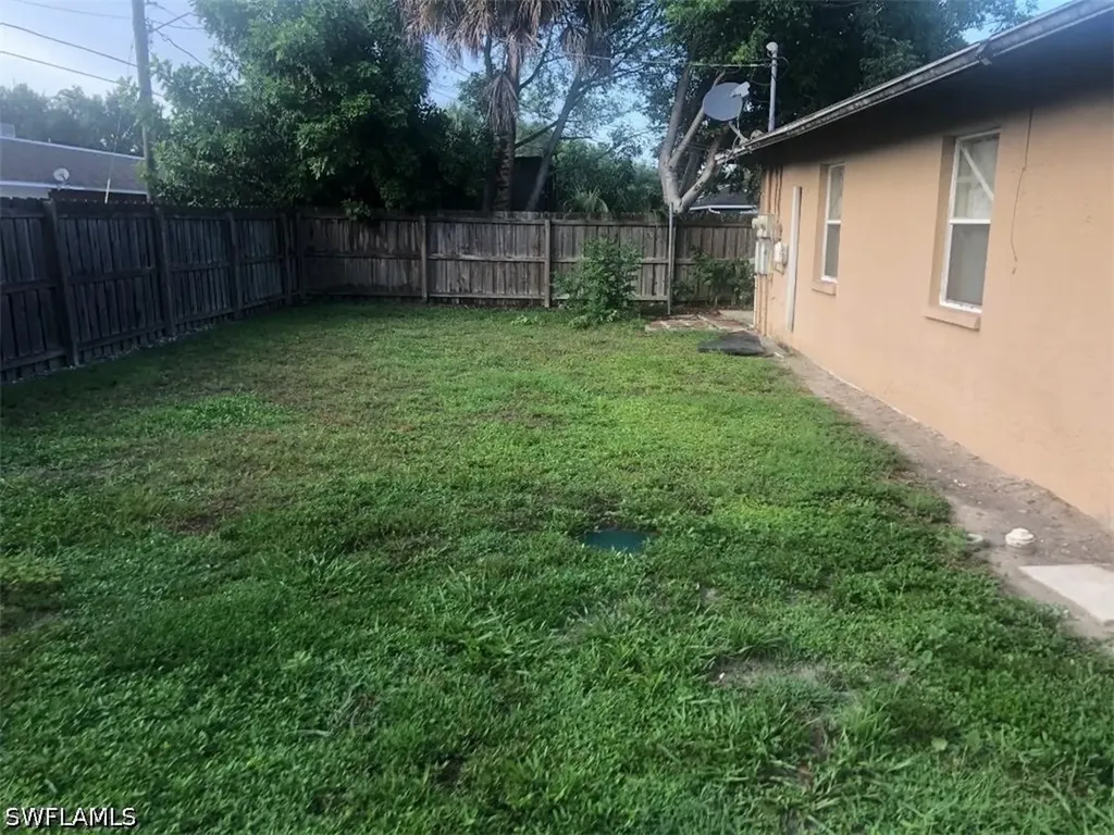 4751 25th Place SW Naples FL 34116