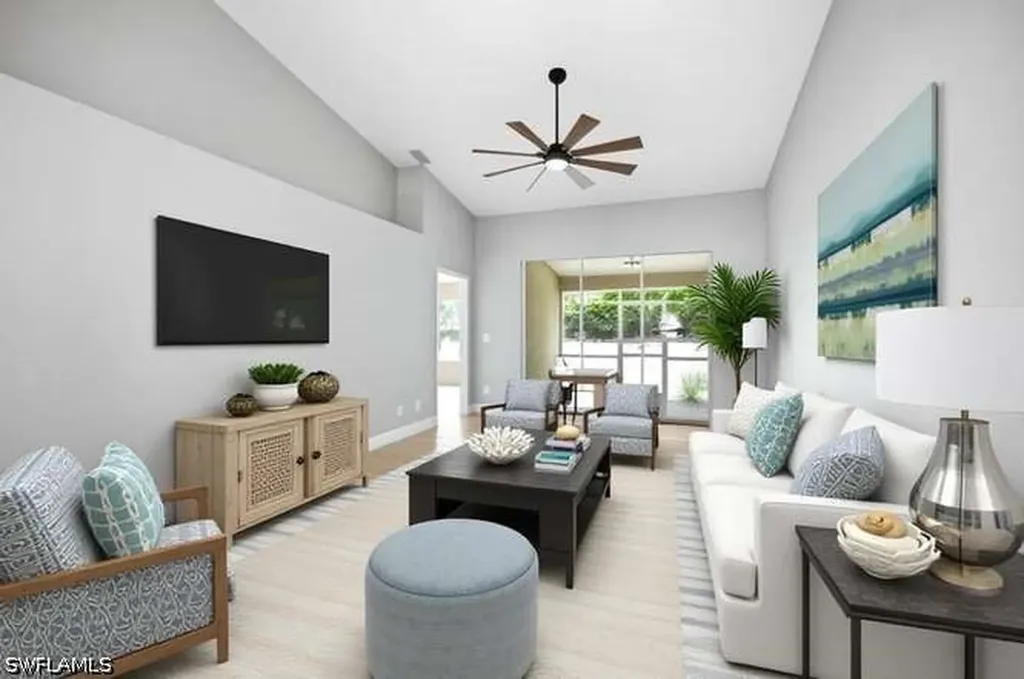1660 Royal Circle Naples FL 34112