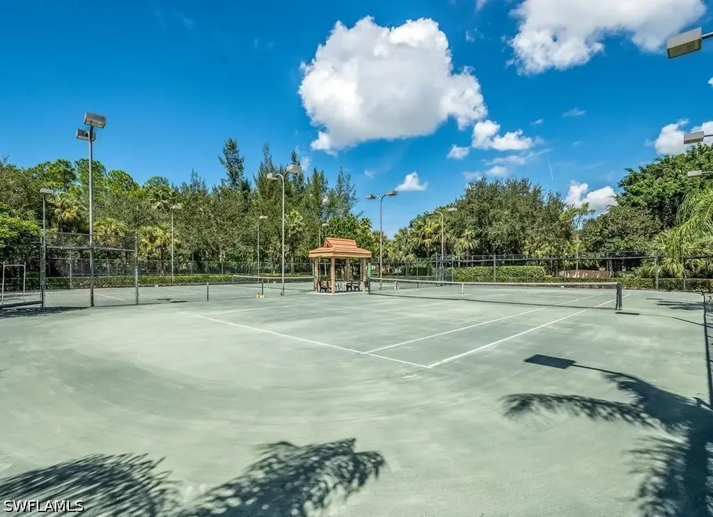 2462 Hidden Lake Drive Naples FL 34112
